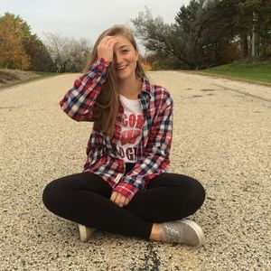 Meet your Posher, Maggie